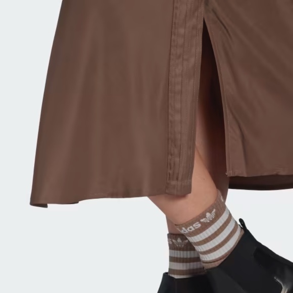 Brand New Adidas SLIP-ON DRESS - Picture 12 of 12